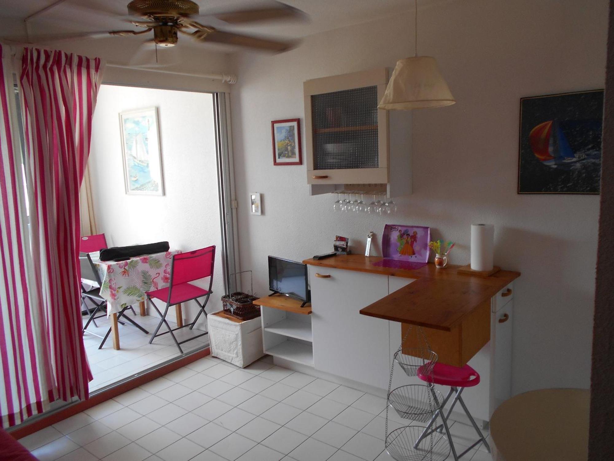 Vittoria Immobilier 11 - Reglement Sur Place - Cheques Vacances Acceptes La Grande Motte Chambre photo