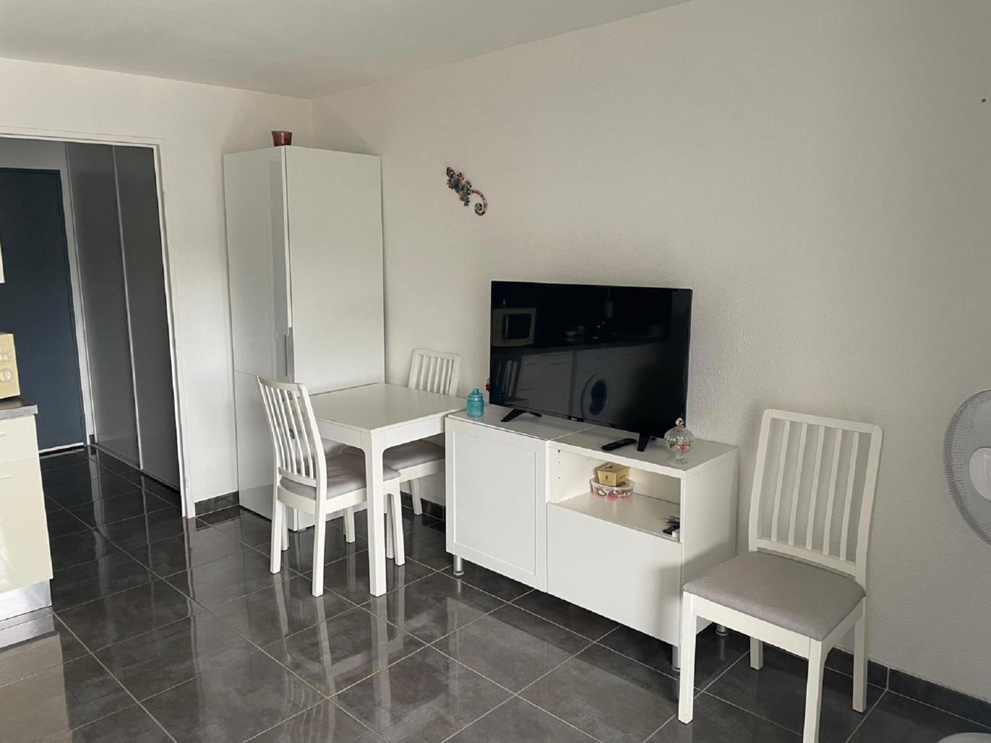 Vittoria Immobilier 11 - Reglement Sur Place - Cheques Vacances Acceptes La Grande Motte Chambre photo